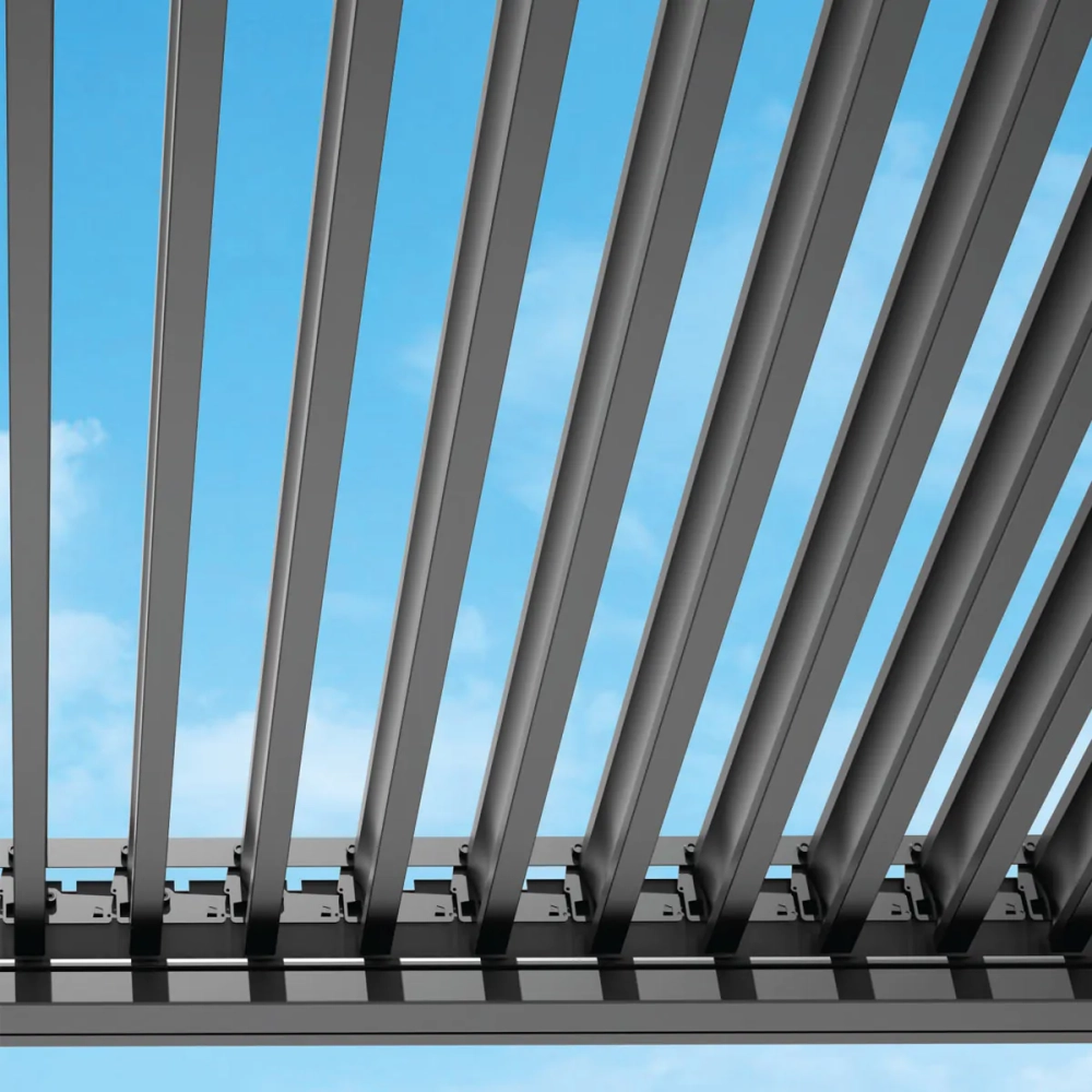 motionflex_pergola_1.webp